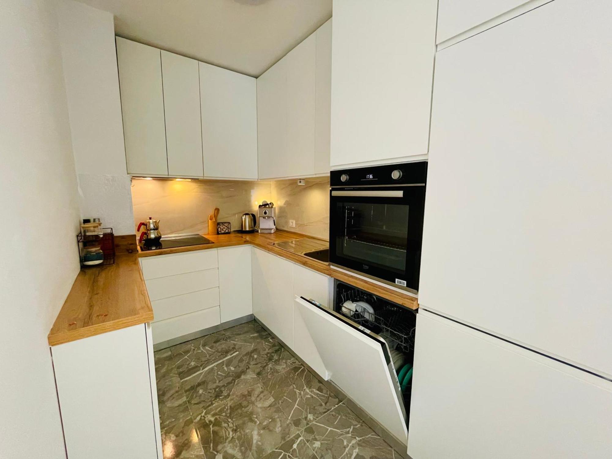 M&E Premium Apartments - San Pietro Durres Ngoại thất bức ảnh