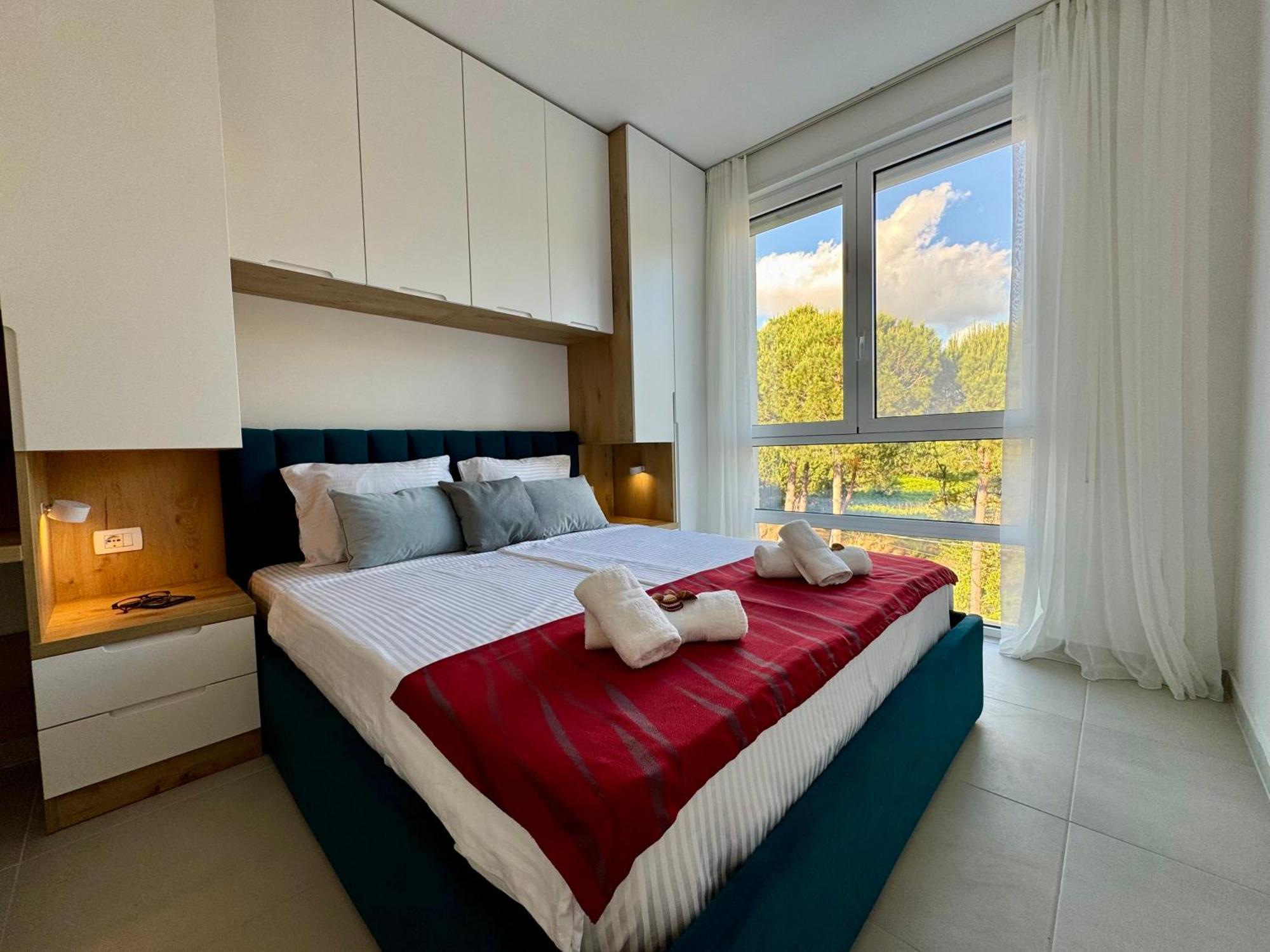 M&E Premium Apartments - San Pietro Durres Ngoại thất bức ảnh
