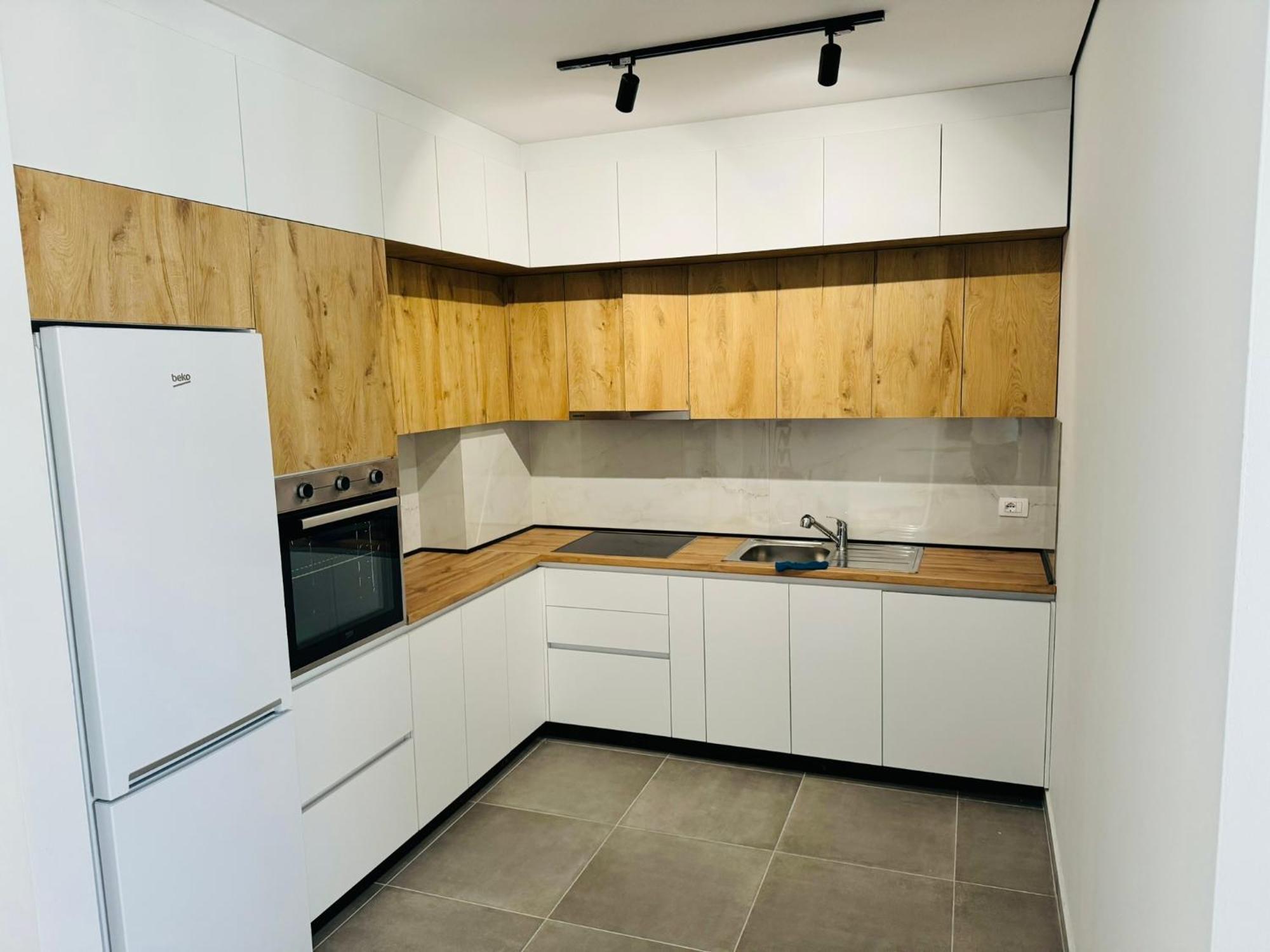 M&E Premium Apartments - San Pietro Durres Ngoại thất bức ảnh