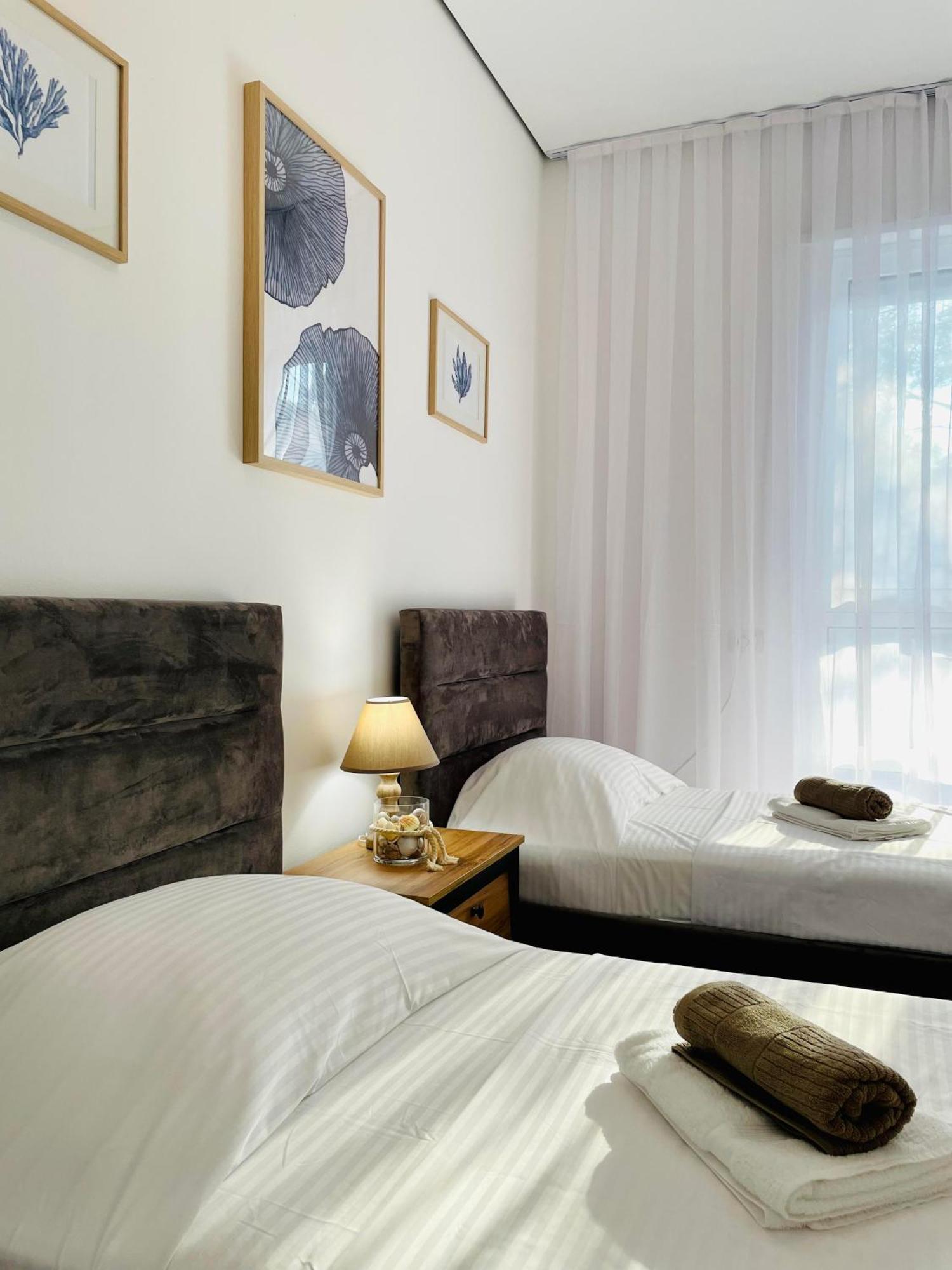 M&E Premium Apartments - San Pietro Durres Ngoại thất bức ảnh